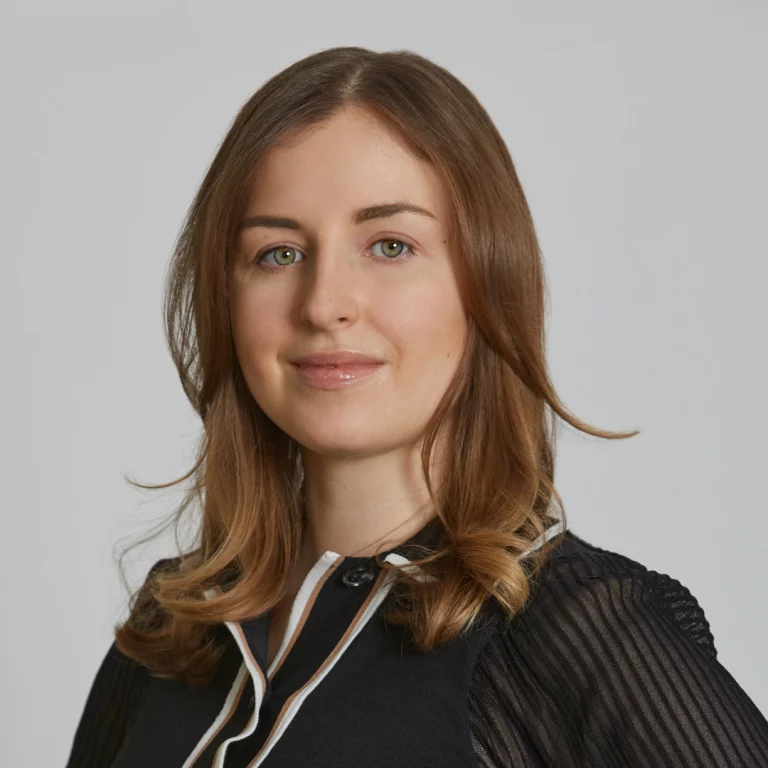 Zepezauer, Veronika